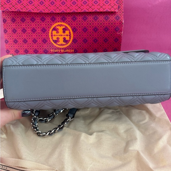 Tory Burch Blue Large Fleming Shoulder Bag, cloud blue - Picture 3 of 6